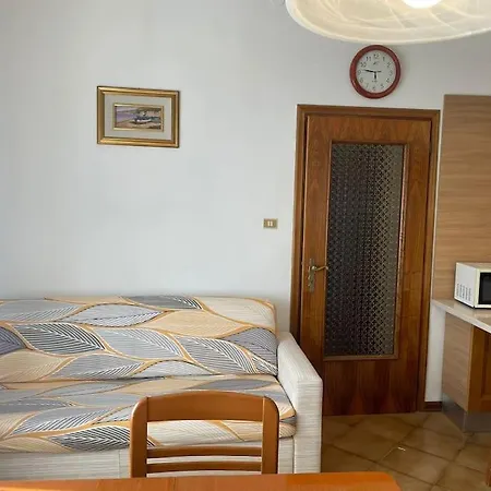 Dom wakacyjny Gate3-marcopoloairport-3 Da Letto-wifi-netflix-15' From Venice Tessera