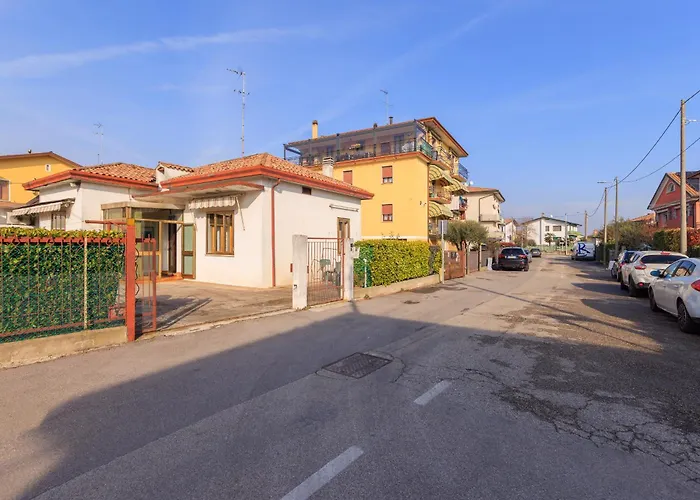 度假居 Gate3-marcopoloairport-3 Da Letto-wifi-netflix-15' From Venice 泰塞拉